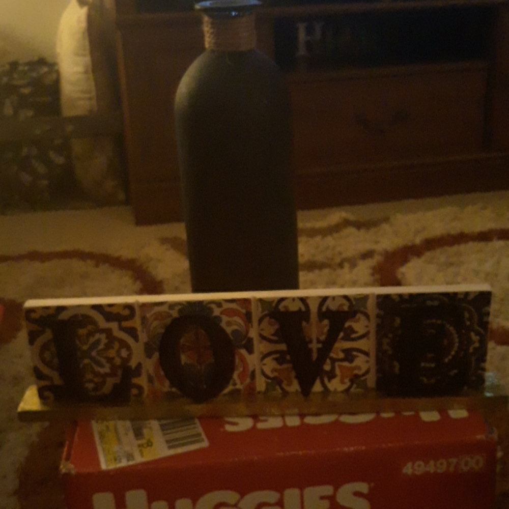 Sign and Bottle set